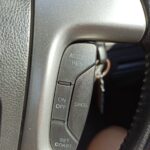 Круиз-контроль Chevrolet Captiva: ON/OFF, RES/ACC, SET/COAST, CANCEL