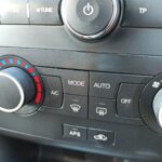Кнопки климат-контроля Chevrolet Captiva: A/C, MODE, AUTO, OFF и APS