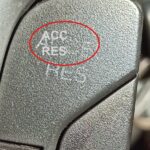 Что означает RES / ACC на круиз-контроле
