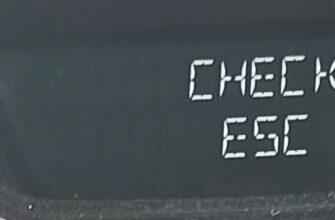 Надпись CHECK ESC на дисплее приборной панели Renault