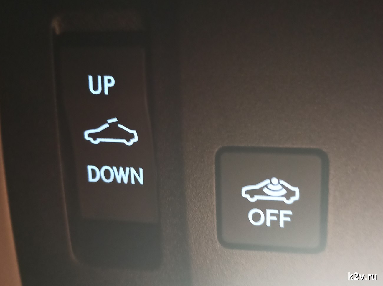Потолочные переключатели Lexus: UP/DOWN люка и кнопка датчика вторжения OFF